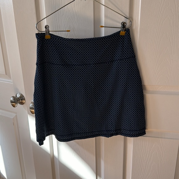 Peter Millar Geometric Golf skort size large - Picture 4 of 6